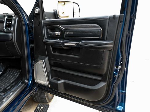 Used 2019 RAM 2500 Limited image 45