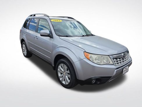 Used 2012 Subaru Forester 2.5X Limited AWD/4WD image 6