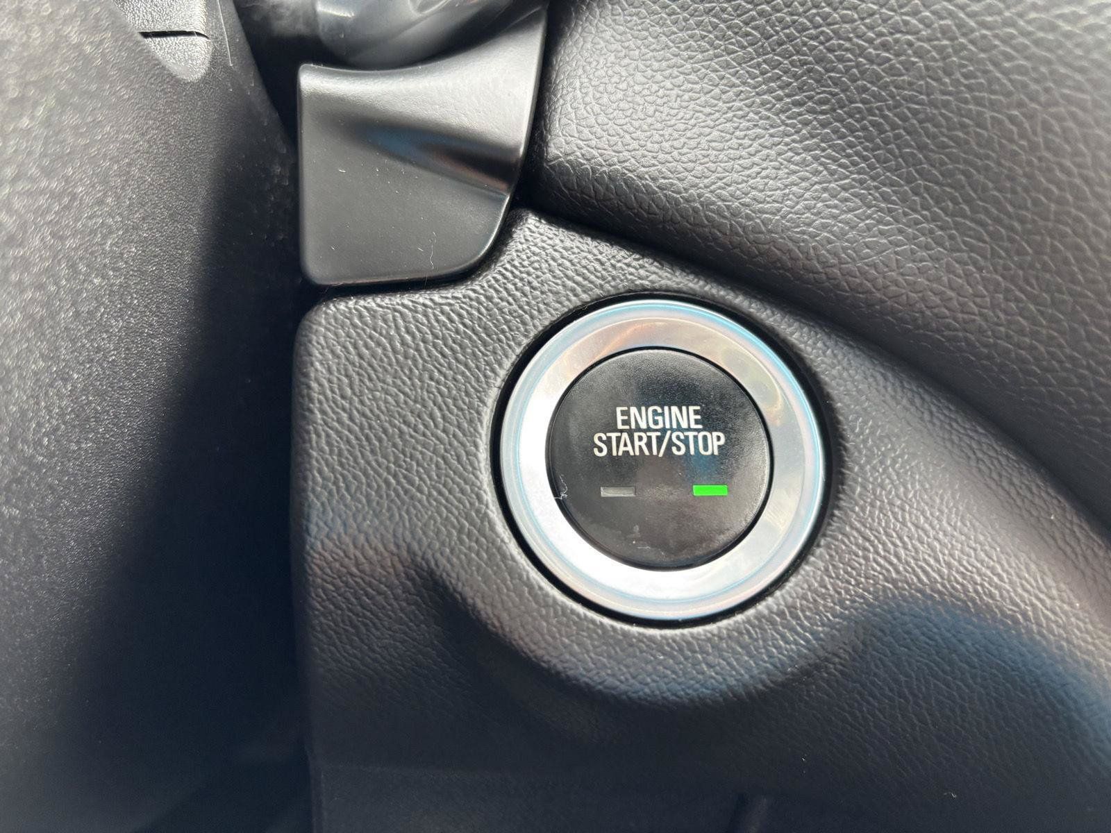 Used 2018 Chevrolet Equinox LT AWD/4WD image 28