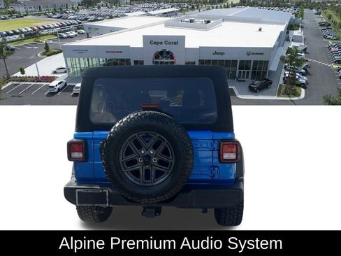 Used 2024 Jeep Wrangler Unlimited Sport AWD/4WD image 5