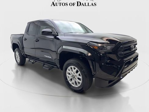 Used 2026 Toyota Tacoma SR5 AWD/4WD image 4