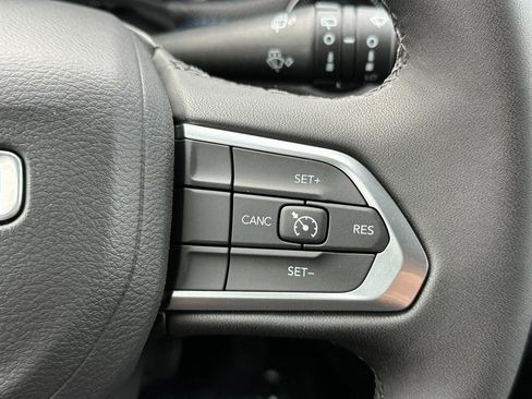 New 2026 Jeep Compass Latitude image 21