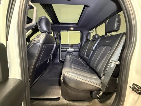 Used 2017 Ford F250 Platinum w/ Platinum Ultimate Package image 15