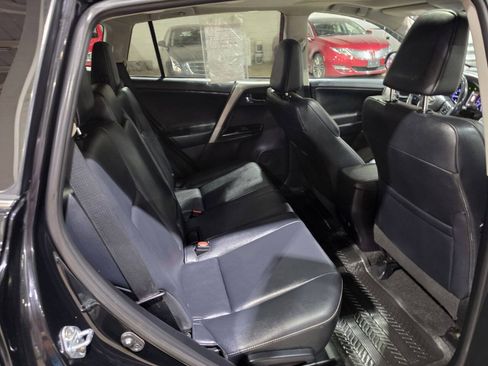 Used 2016 Toyota RAV4 Limited AWD/4WD image 31