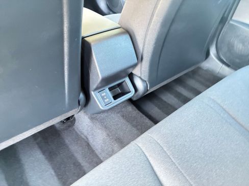 Used 2025 Kia K4 LXS image 22