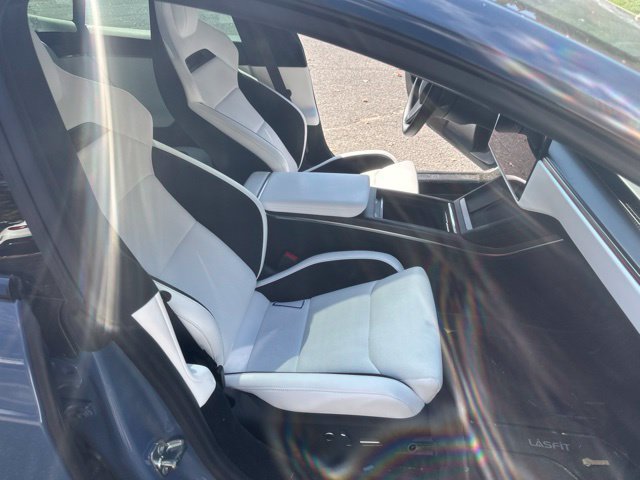 Used 2026 Tesla Model S Plaid AWD/4WD image 18