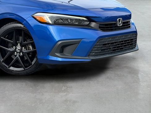 Used 2022 Honda Civic Sport image 3