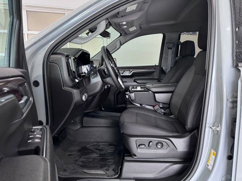 Certified 2024 GMC Sierra 1500 Elevation w/ X31 Off-Road Package AWD/4WD image 10
