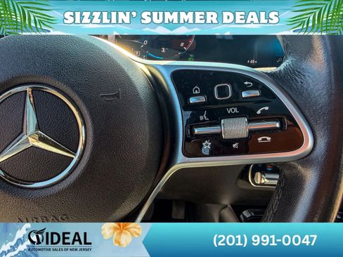 Used 2020 Mercedes-Benz GLB 250 4MATIC image 25