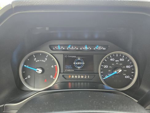 Used 2017 Ford F550 2WD Regular Cab Super Duty w/ XLT Value Package image 9