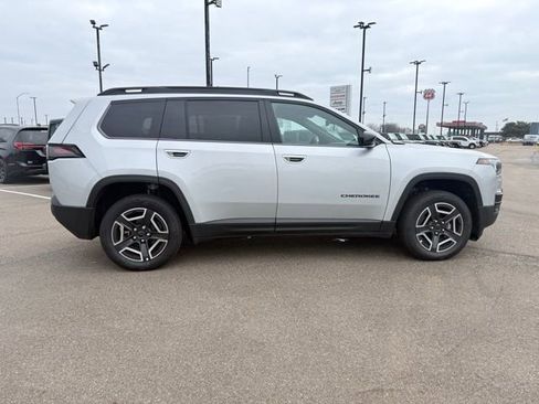 New 2026 Jeep Cherokee Limited image 8