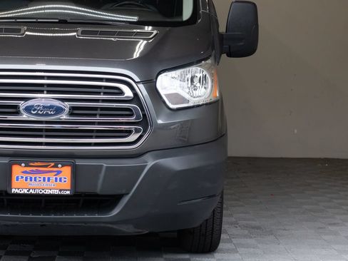 Used 2017 Ford Transit 350 XLT RWD image 5