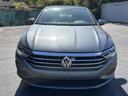 Used 2021 Volkswagen Jetta SE w/ SE Cold Weather Package image 8