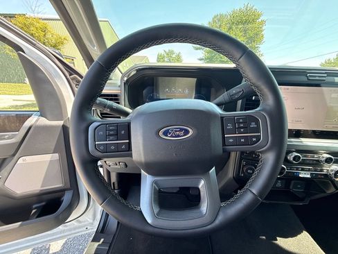 Used 2025 Ford F350 Lariat w/ Camper Package AWD/4WD image 19