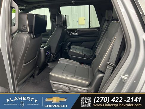 Used 2023 Chevrolet Tahoe Premier w/ Advanced Technology Package image 11