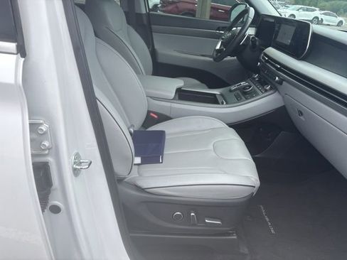 Used 2024 Hyundai Palisade SEL FWD image 15