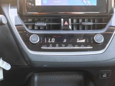 Used 2024 Toyota Corolla LE FWD image 15