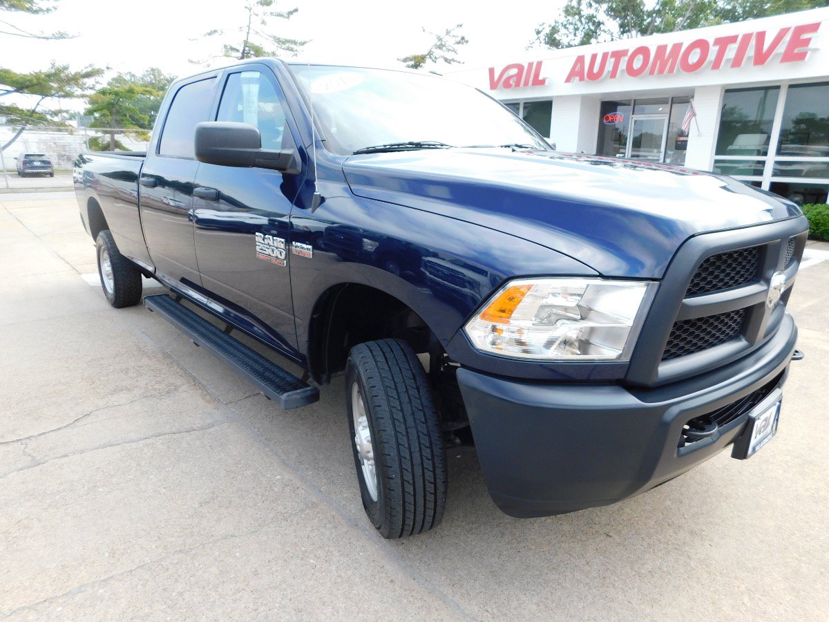 Used 2018 RAM 2500 Tradesman AWD/4WD image 1