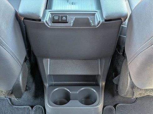 Used 2024 Toyota Sienna XSE image 18