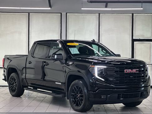 Used 2023 GMC Sierra 1500 Elevation w/ Elevation Premium Package AWD/4WD image 1