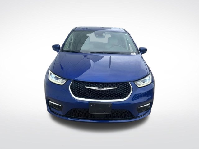 Used 2021 Chrysler Pacifica Touring-L FWD image 14