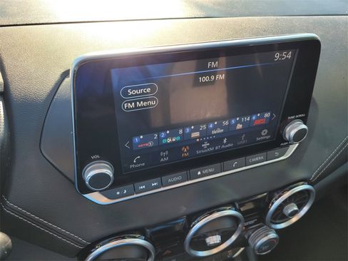 Used 2022 Nissan Sentra SV image 13