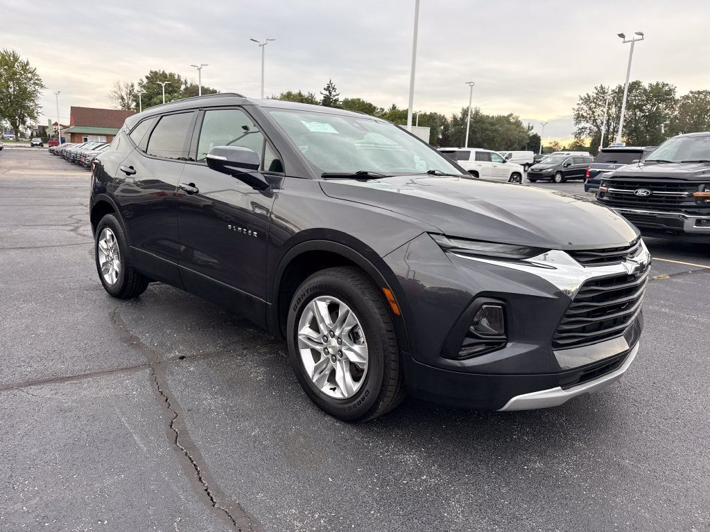 Used 2021 Chevrolet Blazer LT AWD/4WD image 4