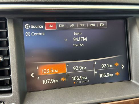 Used 2020 Nissan Armada SL w/ Premium Package RWD image 24
