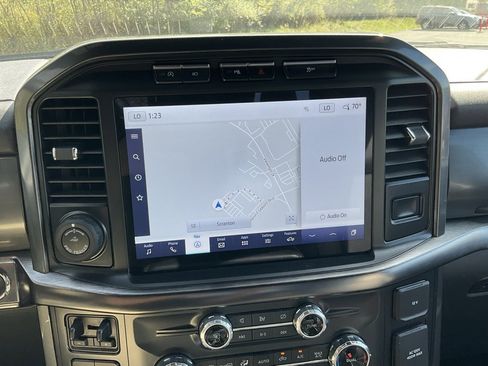 Used 2023 Ford F150 Lariat w/ Equipment Group 502A High image 5