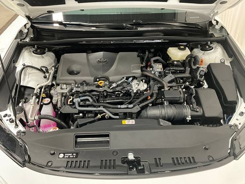 Used 2026 Toyota Camry SE FWD image 12