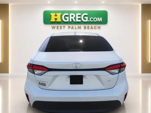 Used 2025 Toyota Corolla LE FWD image 8