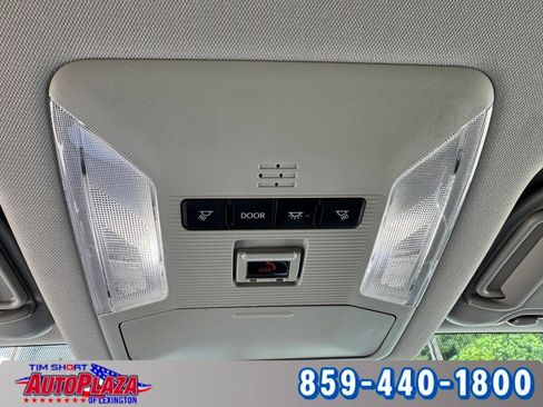 Used 2025 Toyota RAV4 XLE AWD/4WD image 32