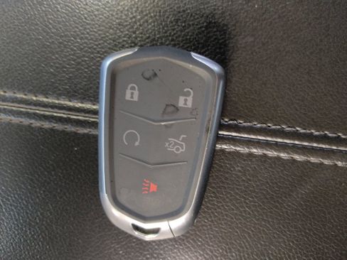 Used 2022 Chevrolet Malibu LT FWD image 32