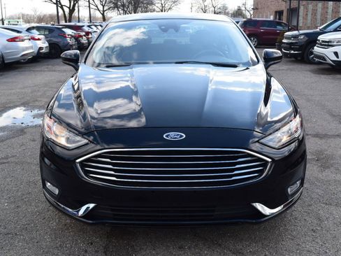 Used 2020 Ford Fusion SE AWD/4WD image 3