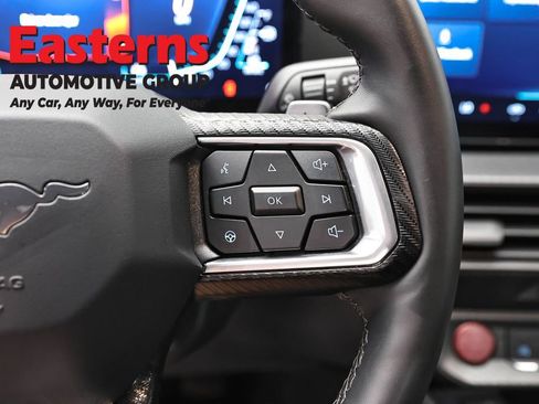 Used 2025 Ford Mustang GT RWD image 15