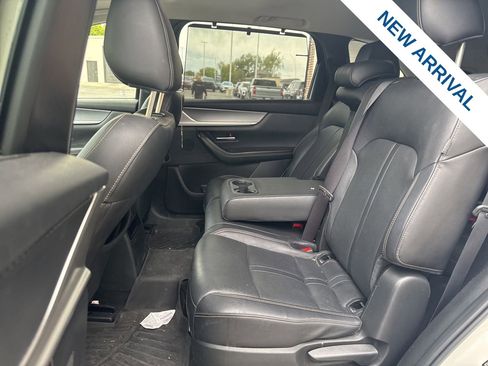 Used 2024 MAZDA CX-90 3.3 Turbo w/ Preferred Package AWD/4WD image 13