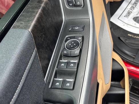 Used 2024 Ford F450 Lariat w/ Lariat Ultimate Package AWD/4WD image 29