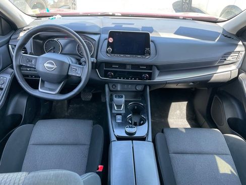 Certified 2025 Nissan Rogue SV AWD/4WD image 13