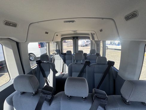 Used 2016 Ford Transit 350 XL image 12