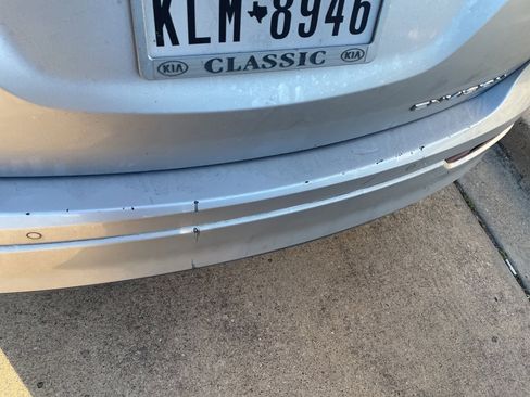 Used 2017 Buick Envision Essence image 3