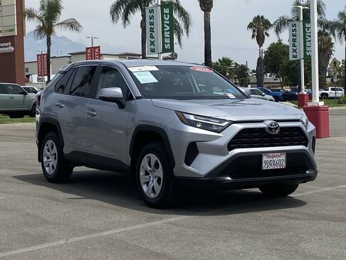Certified 2025 Toyota RAV4 LE FWD image 45