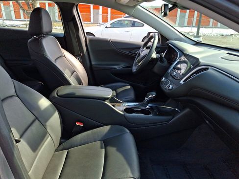 Used 2024 Chevrolet Malibu LT image 12