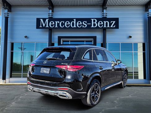 New 2025 Mercedes-Benz GLC 350e 4MATIC image 6