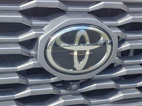 Certified 2023 Toyota Tacoma TRD Off-Road w/ TRD Premium Off Road Package AWD/4WD image 32