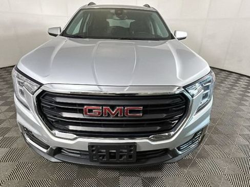 Used 2022 GMC Terrain SLE AWD/4WD image 7
