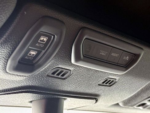 Used 2023 Jeep Wrangler Unlimited Sahara w/ Cold Weather Group image 15