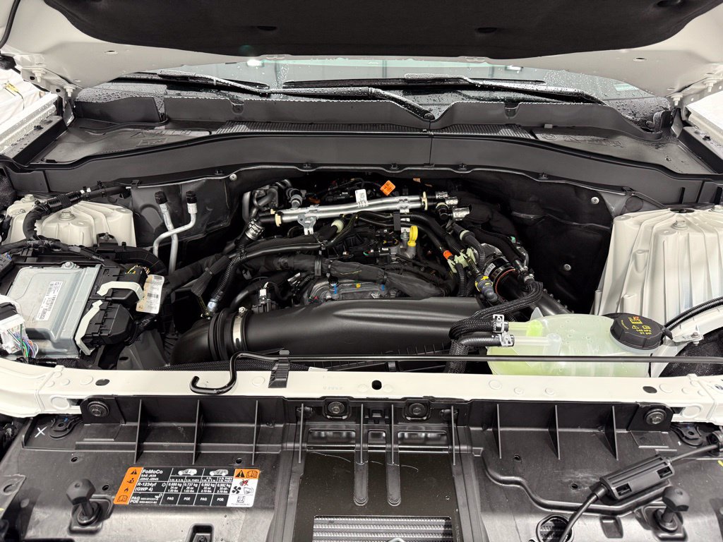 New 2026 Ford Explorer Active AWD/4WD image 10