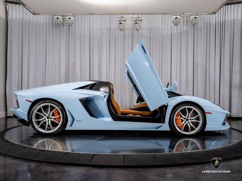 Used 2015 Lamborghini Aventador LP 700-4 AWD/4WD image 42