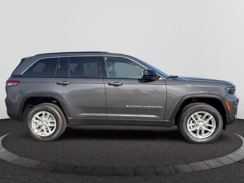 New 2026 Jeep Grand Cherokee Laredo X image 4