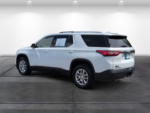 Used 2018 Chevrolet Traverse LT FWD image 3